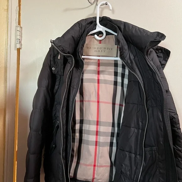 Burberry Black Puffer Jacket/vest - Picture 4 of 5